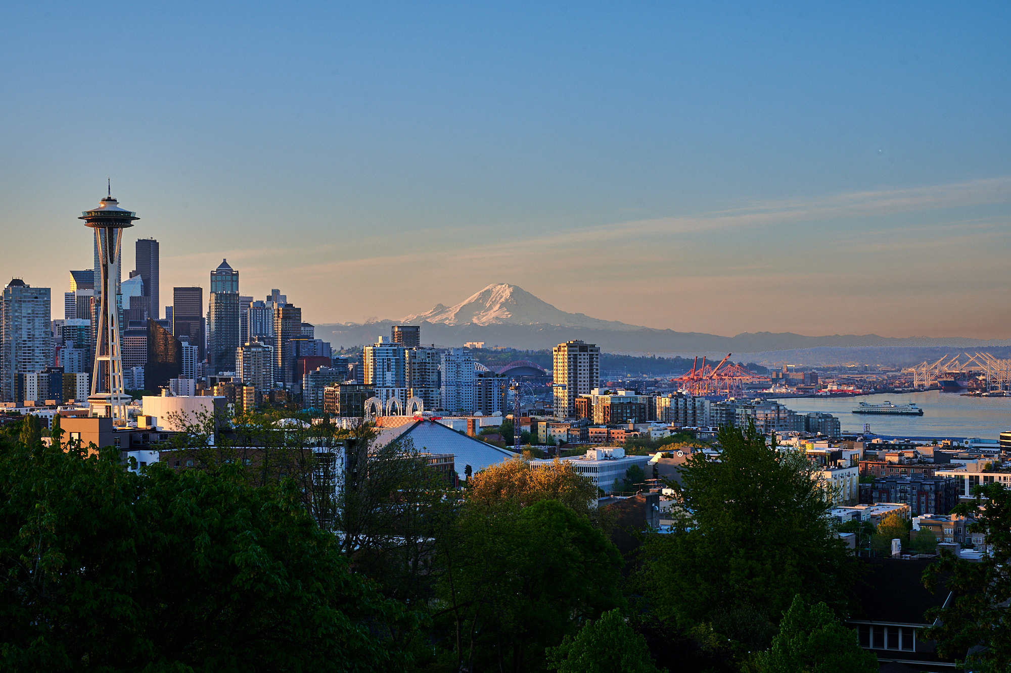 monday-morning-motivation-sunrise-at-kerry-park-i-may-be-happy